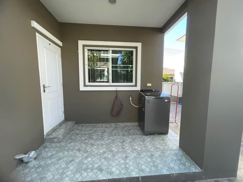 4 Bed House for Rent in San Kamphaeng