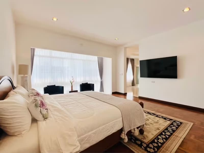 House for Sale in San Phak Wan, Hang Dong.