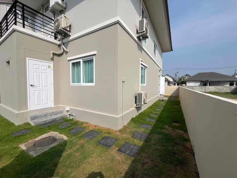 5 Bed House for Rent in Doi Saket