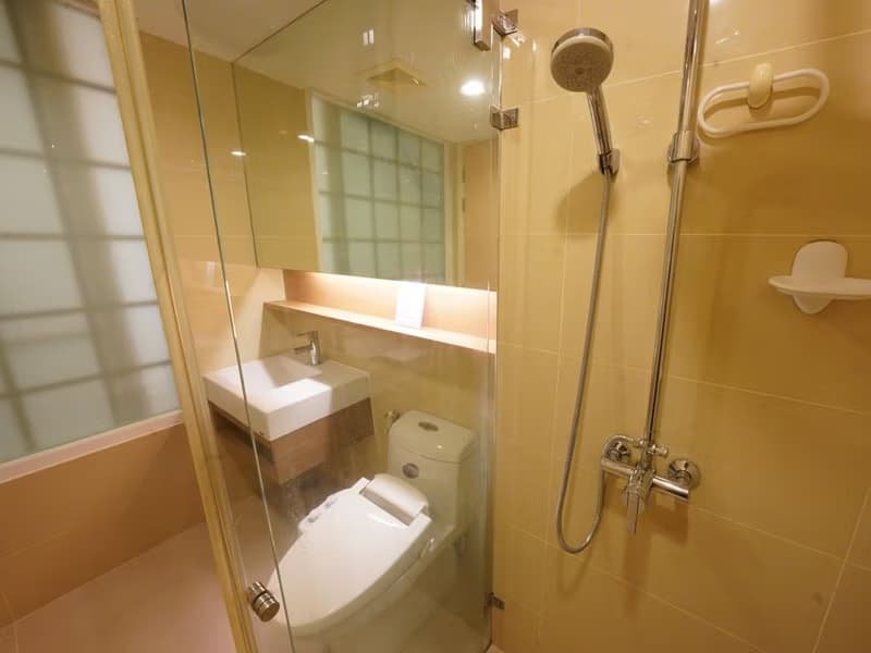 null Bed Condo for Rent in Watthana