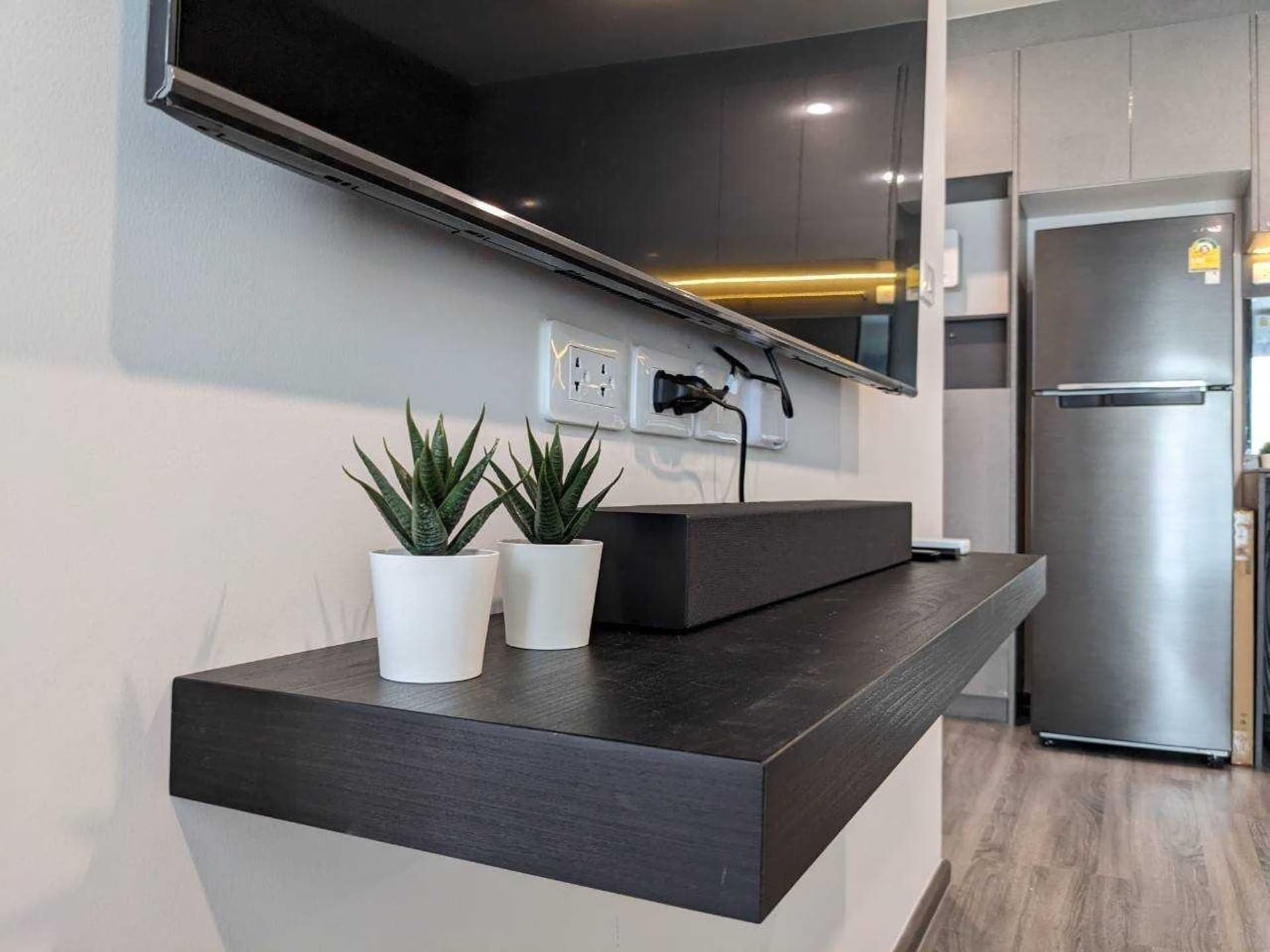 2 Bed Condo for Rent in Bang Rak - Image 14