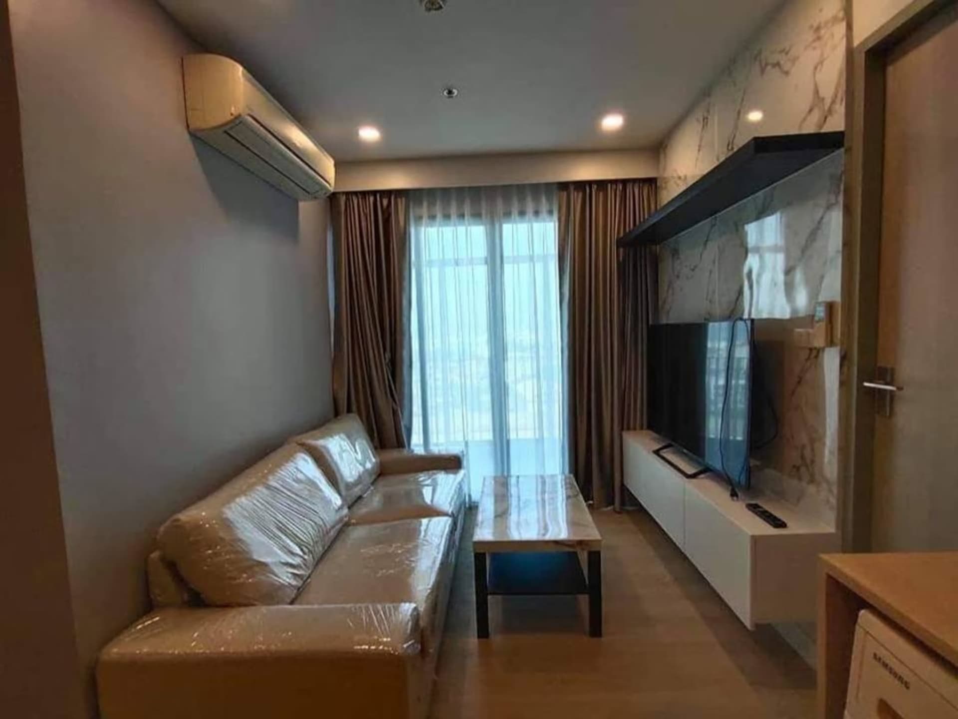 Condo for Rent at Ideo Blucove Sukhumvit  - Image 1
