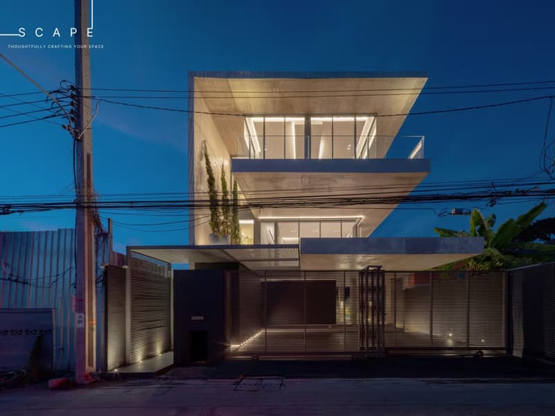 4 Bed House for Sale in Watthana