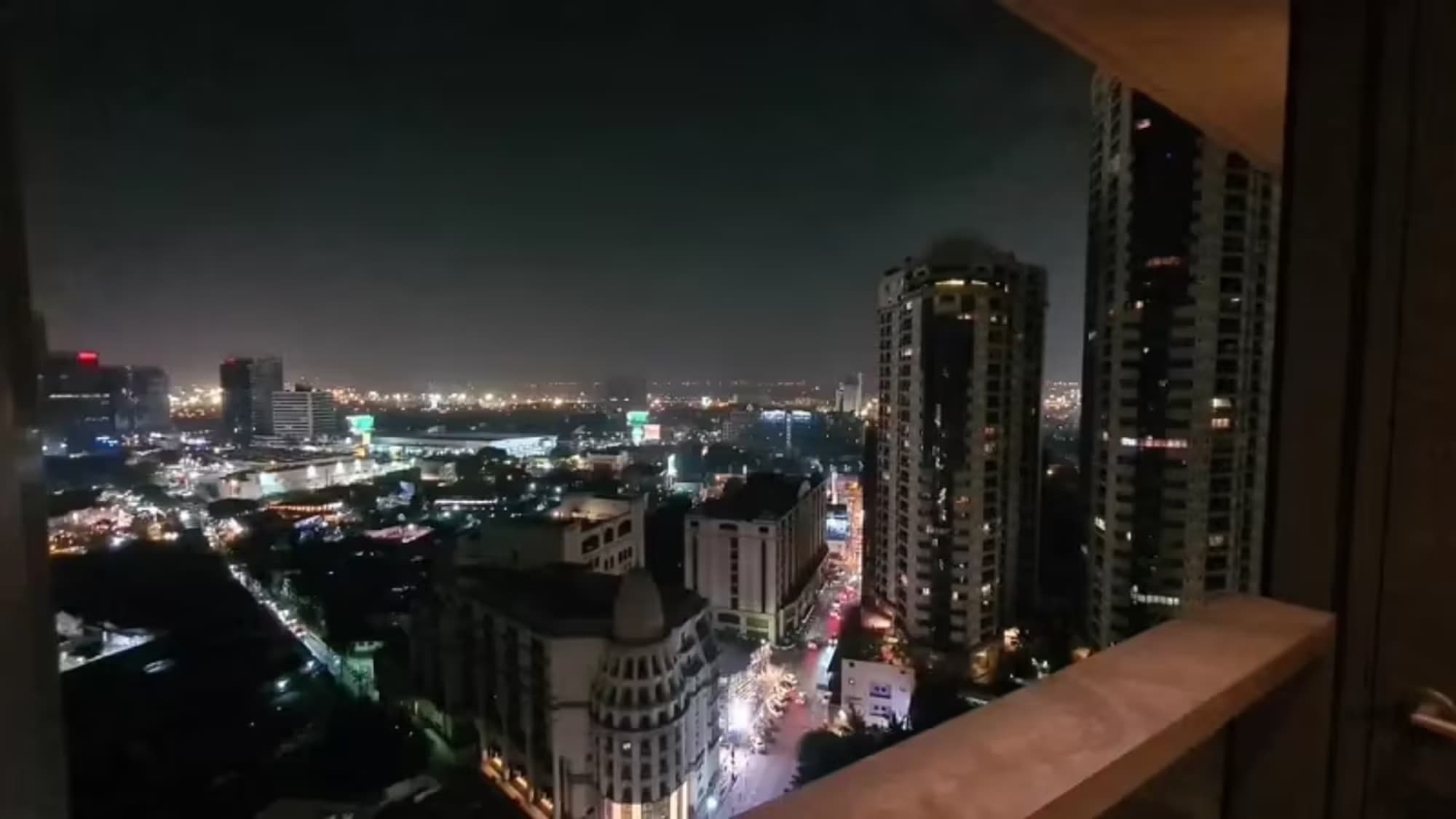 Condo for Rent at The Lumpini 24 - Image 11