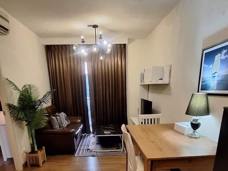 1 Bedroom Condo