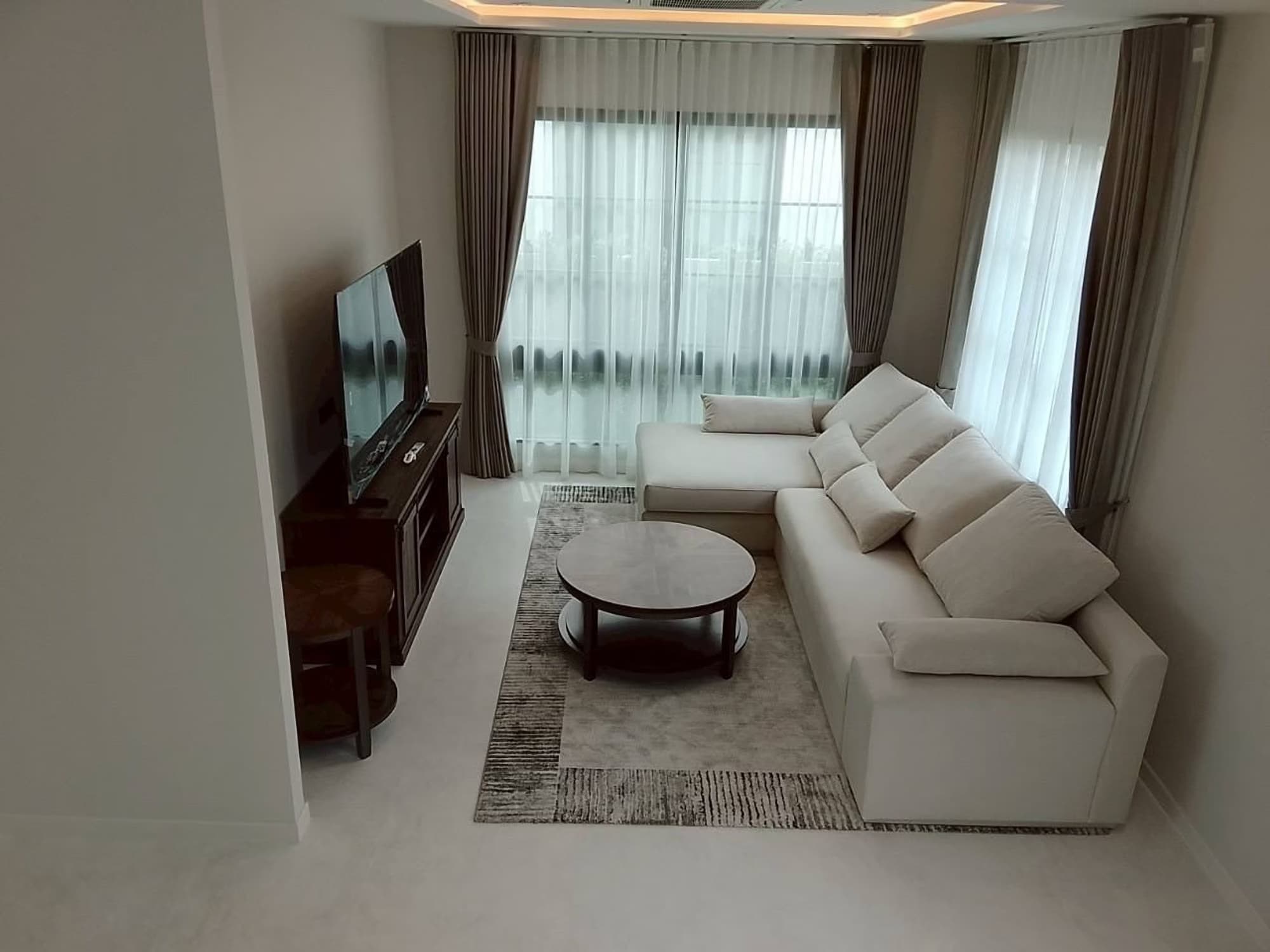 4 卧室 别墅 用于 出租和出售 在 Bang Phli - Image 1