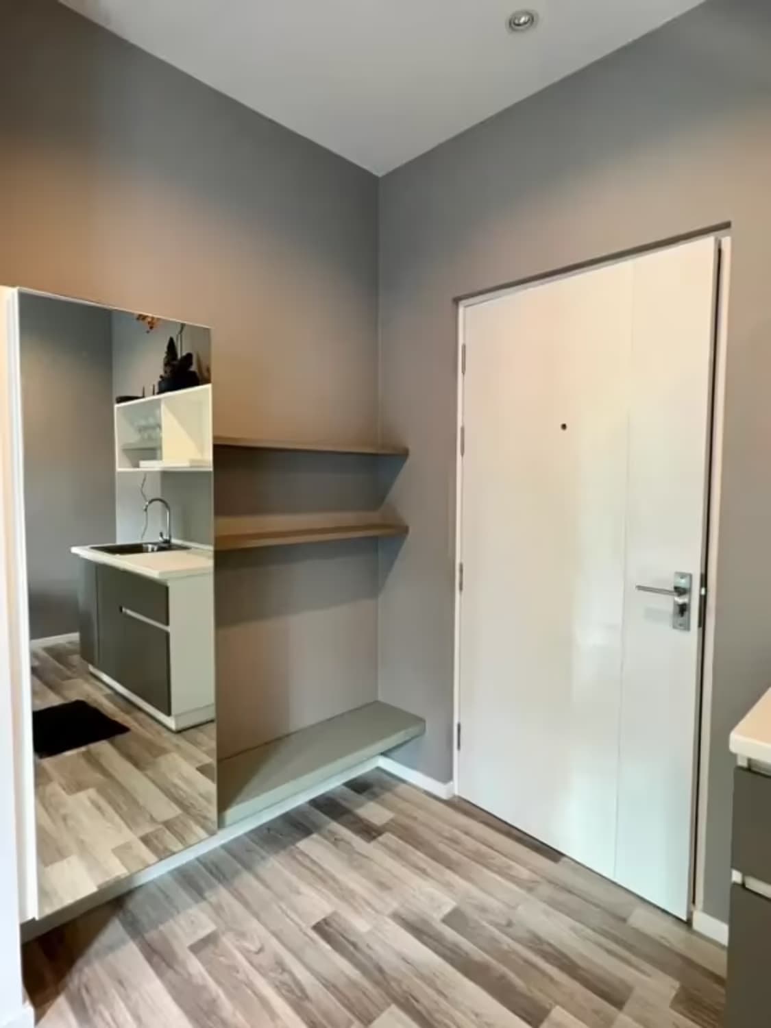 1 Bedroom Condo - Image 9