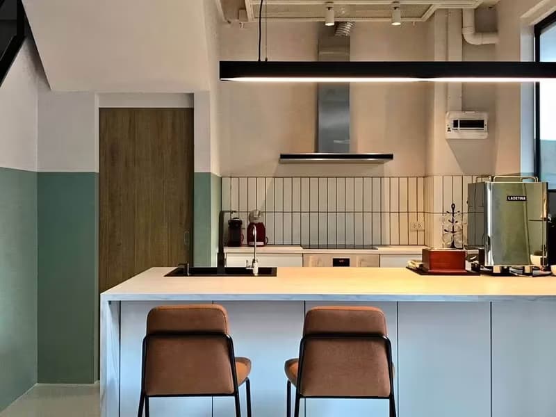 4 Bedroom Townhouse