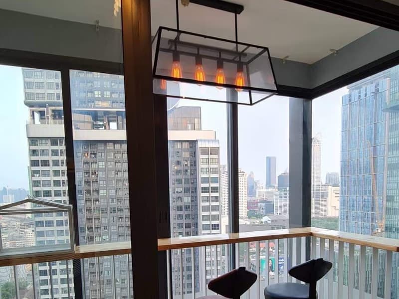 2 Bed Condo for Sale in Ratchathewi