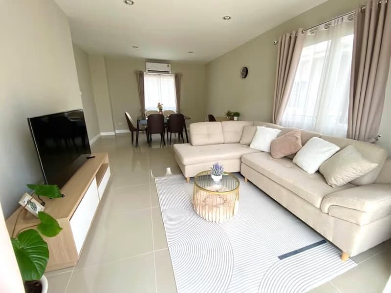 3 Bed House for Rent in San Kamphaeng