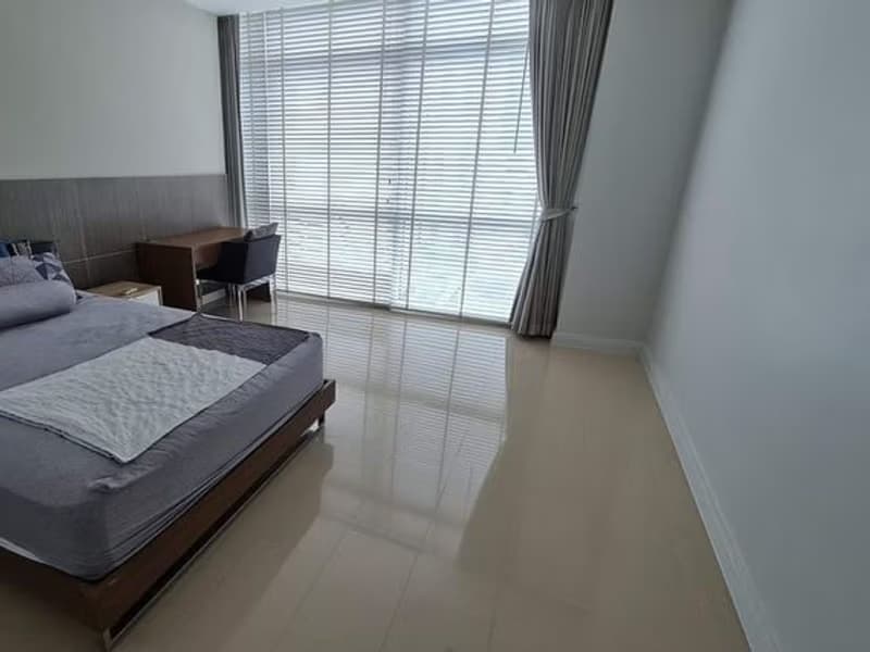 3 Bed Condo for Sale  Near Phloen Chit BTS
