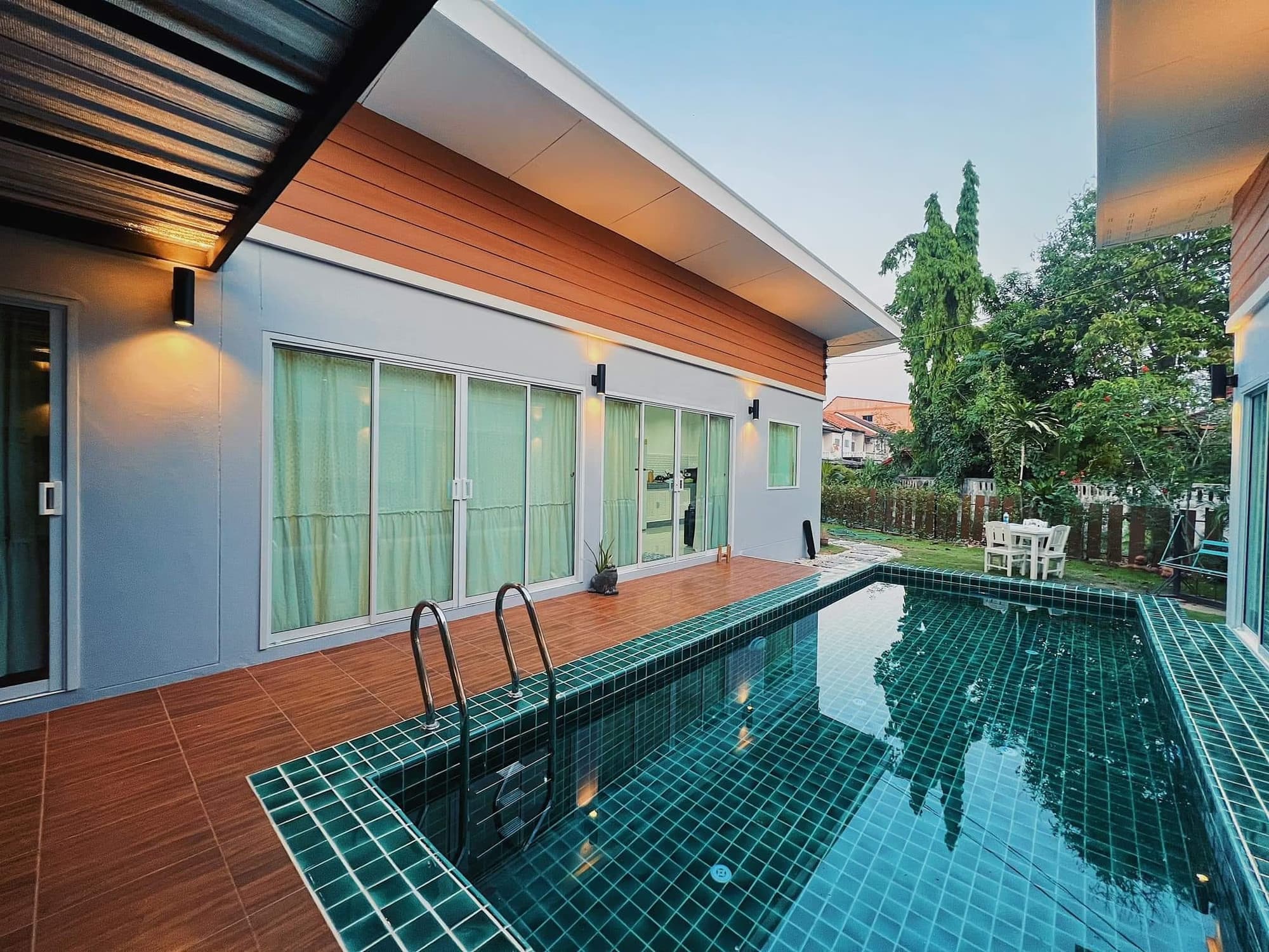 4 Bed House for Sale in Mueang Chiang Mai - Image 1