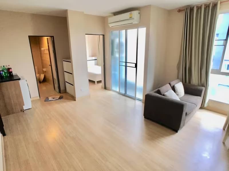 1 Bedroom Condo