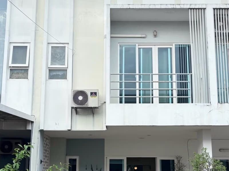 2 Bed Townhouse for Rent in Mueang Chiang Mai