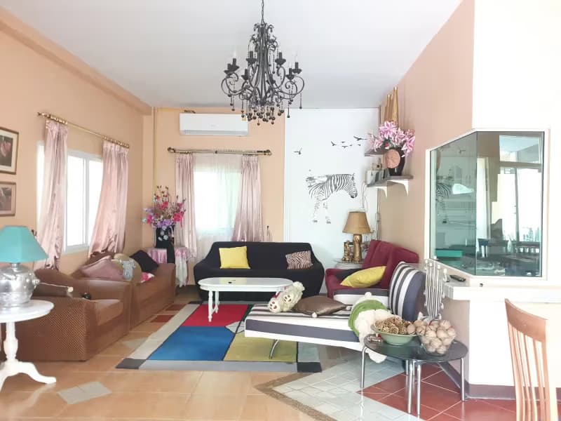 2 Bedroom House