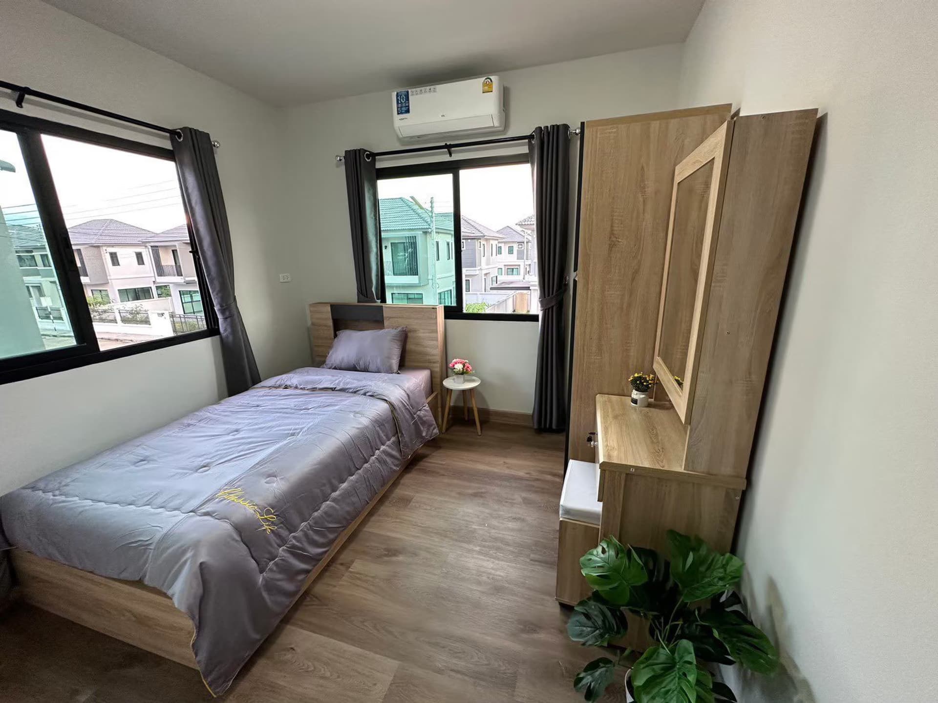 3 Bed House for Rent in San Kamphaeng District - Image 13