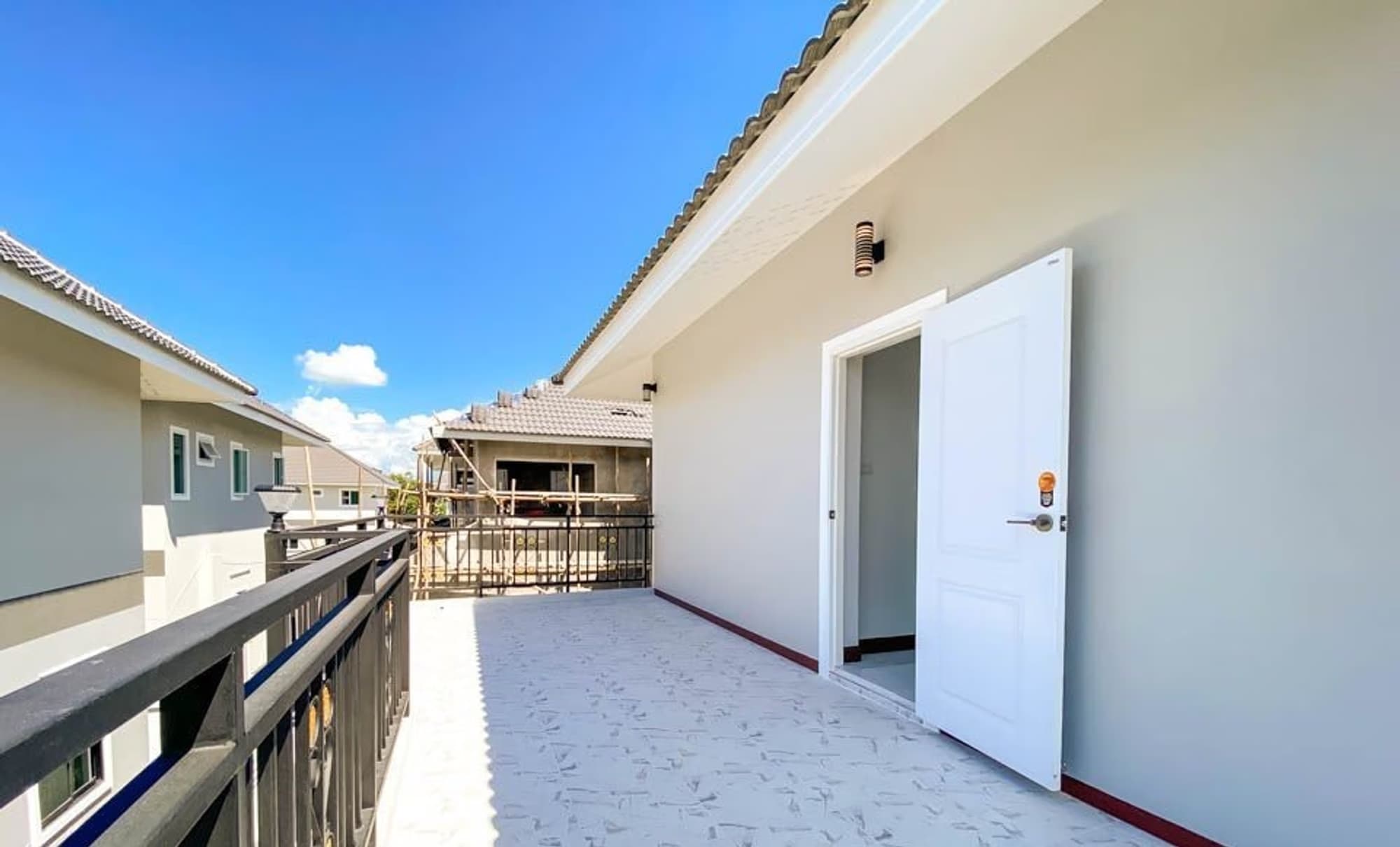 3 Bedroom House - Image 7