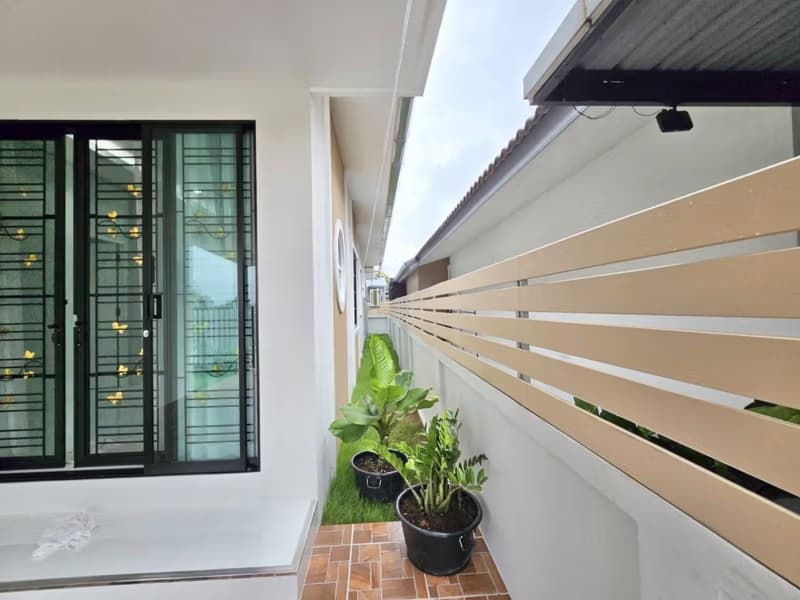 3 Bed House for Rent in San Sai District