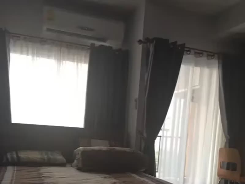 1 Bedroom Condo