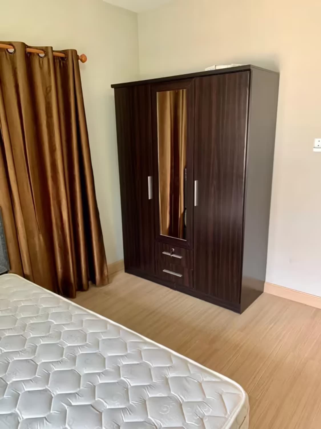 3 Bedroom House - Image 10