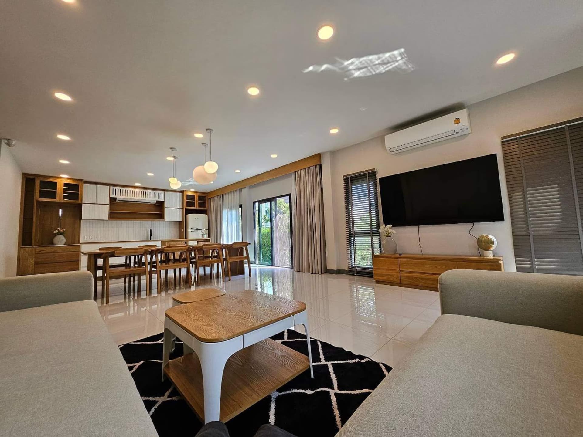 5 Bed House for Sale in Bang Phli - Image 2