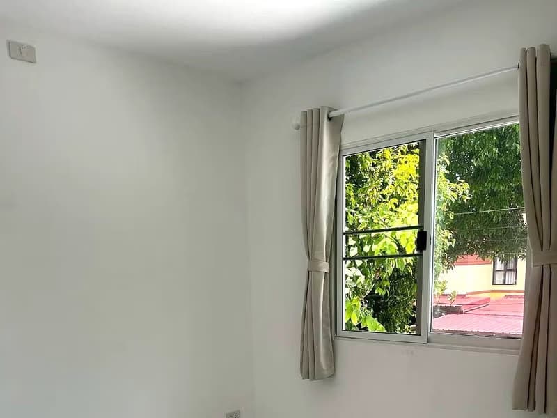 3 Bed House for Rent in Saraphi