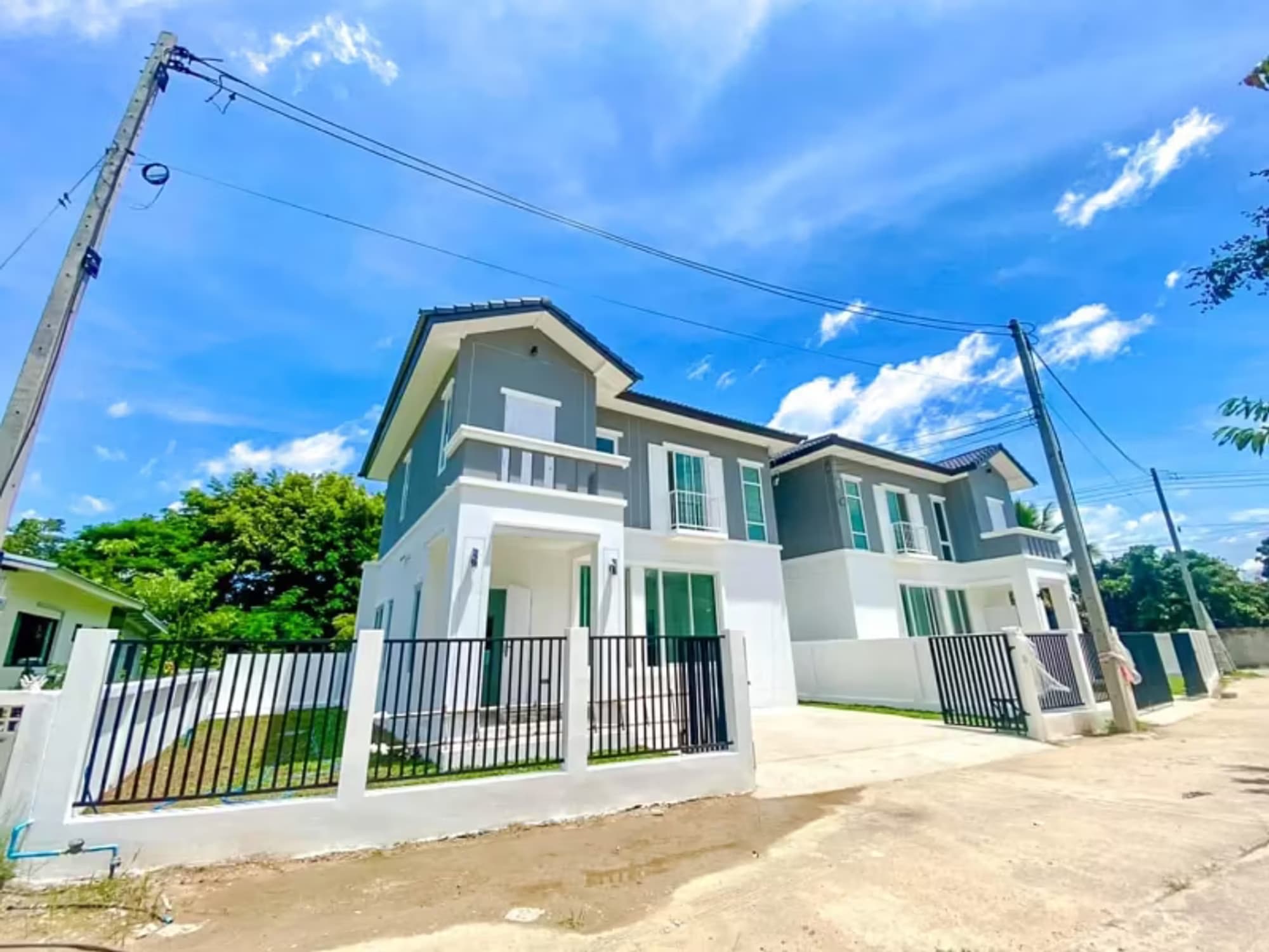 3 Bedroom House - Image 3