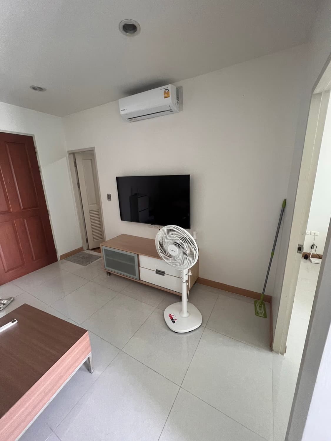 1 ห้องนอน คอนโด สำหรับ จำหน่าย ใน Ratchathewi - Image 2