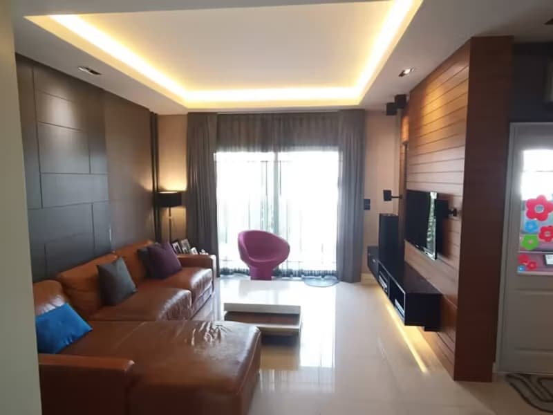 House for Sale in Prawet.