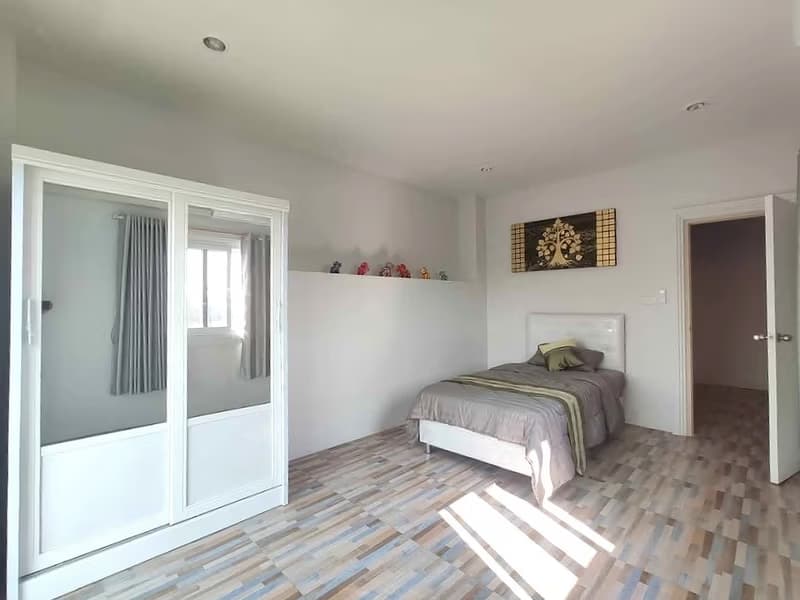5 Bed House for Rent and Sale in Mueang Chiang Mai