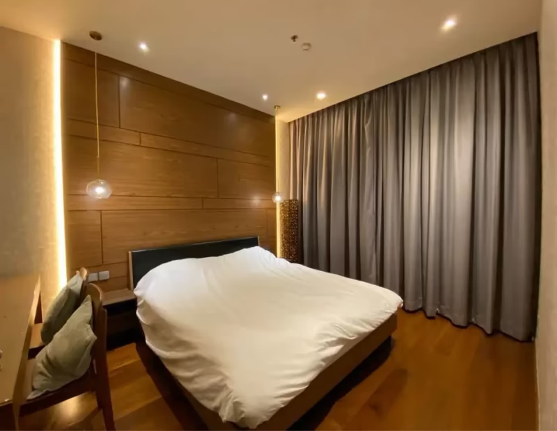 1 Bedroom Condo - Image 6