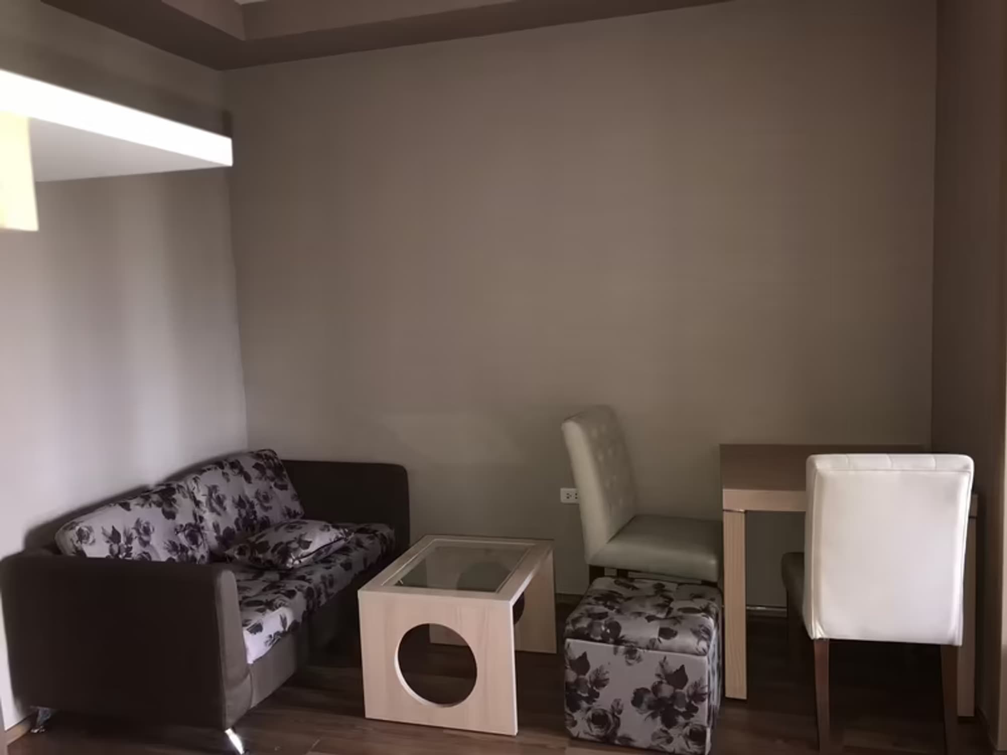 1 Bedroom Condo - Image 6