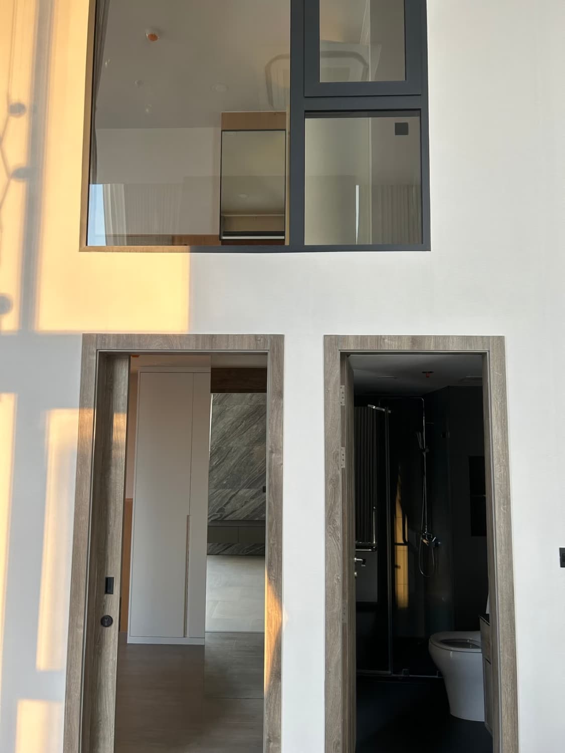  - Image 1