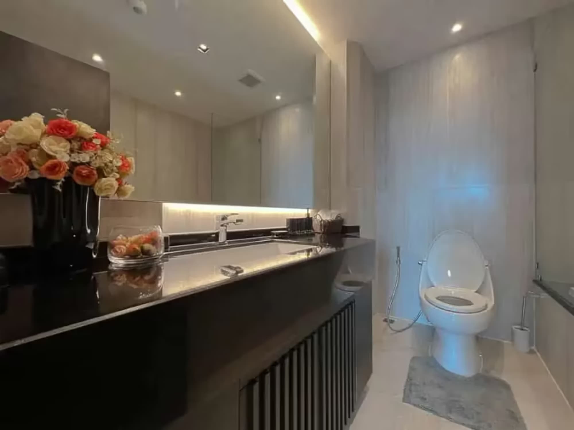 1 Bedroom Condo - Image 12
