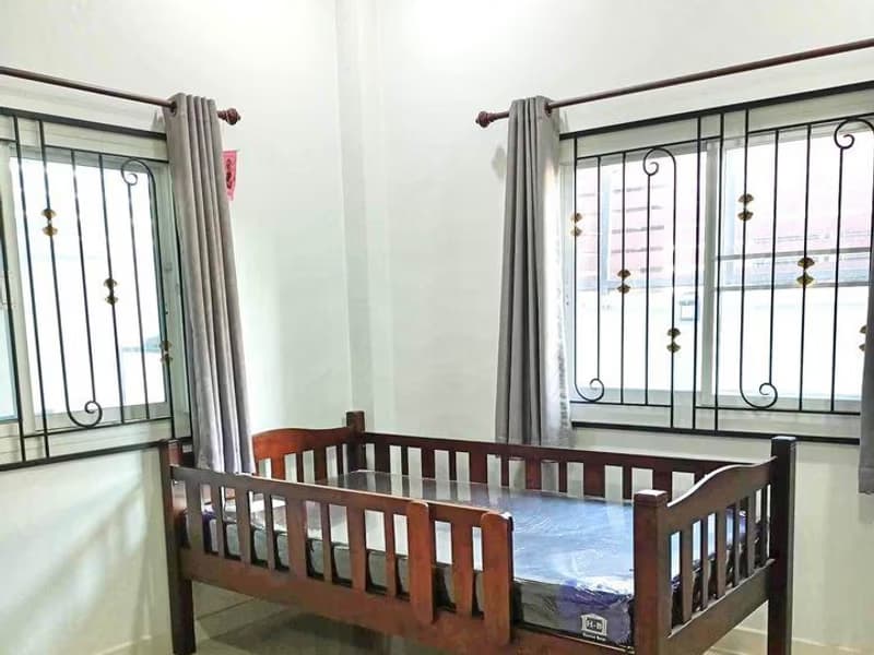 3 Bed House for Rent in San Sai