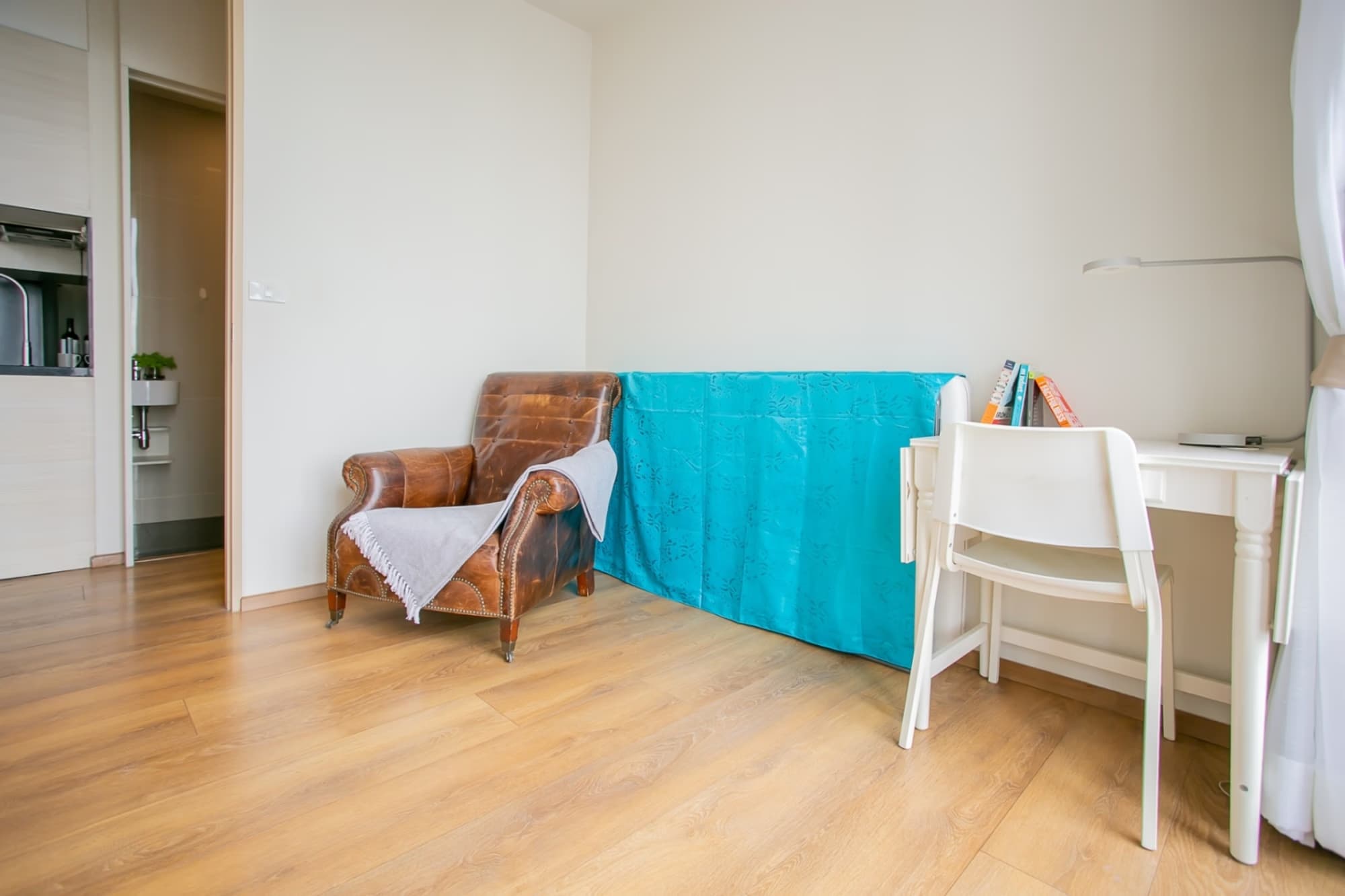 2 Bed Condo for Rent in Khlong Toei - Image 18