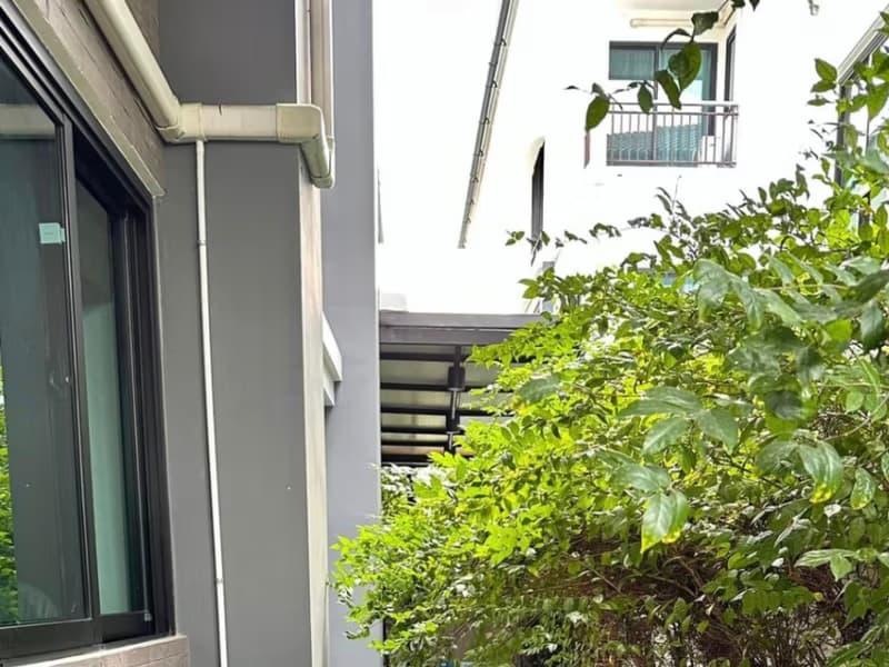 5 Bed House for Rent and Sale in ประเวศ