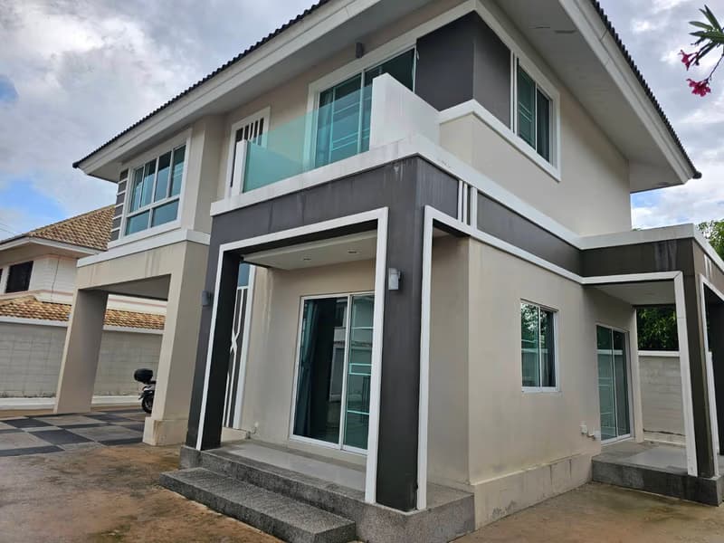 3 Bed House for Rent in San Sai