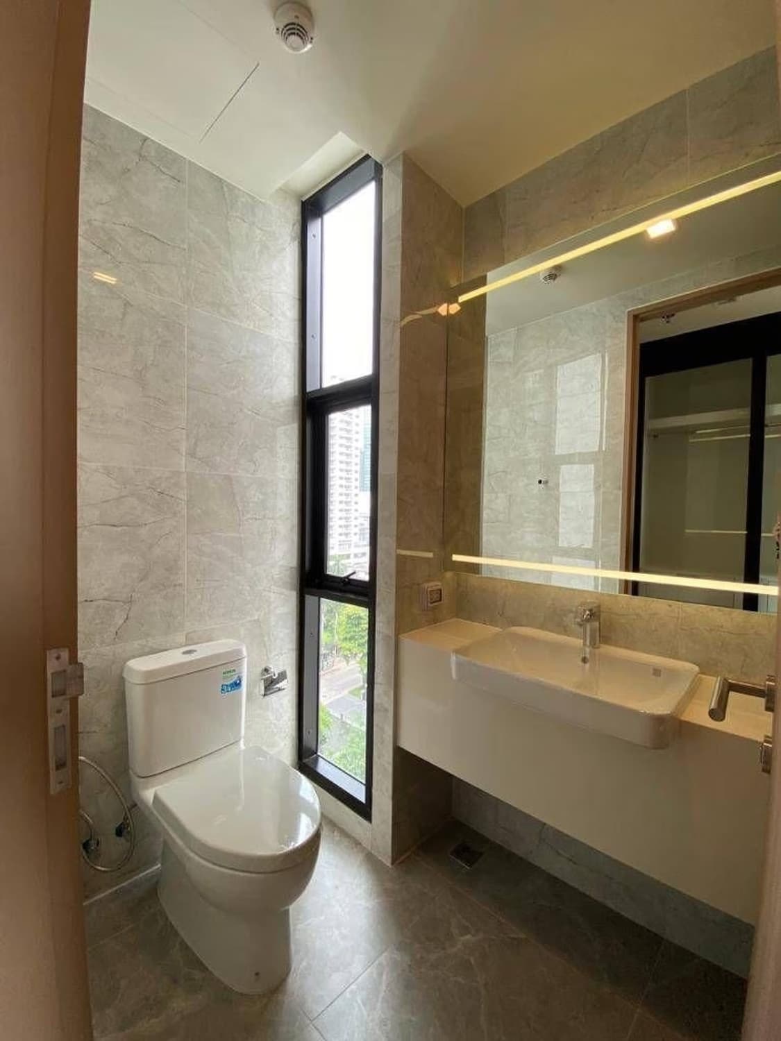 1 Bed Condo for Rent and Sale in Watthana - Image 6