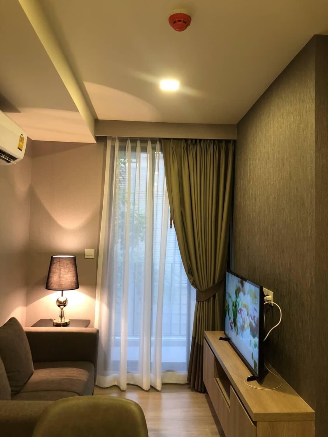 1 Bed Condo for Sale in Din Daeng - Image 1