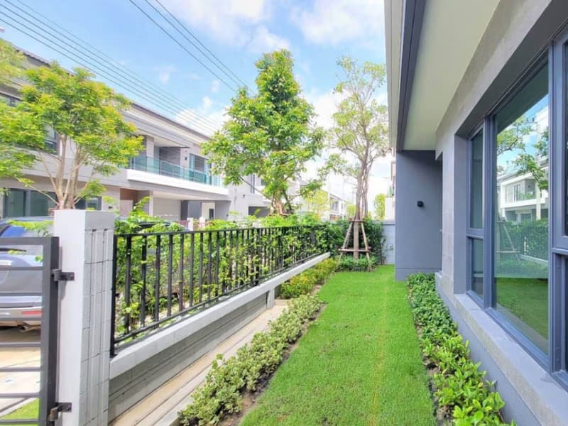 4 Bed House for Rent in Bang Phli