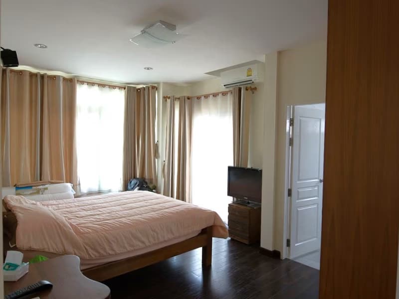 3 Bed House for Rent and Sale in San Kamphaeng