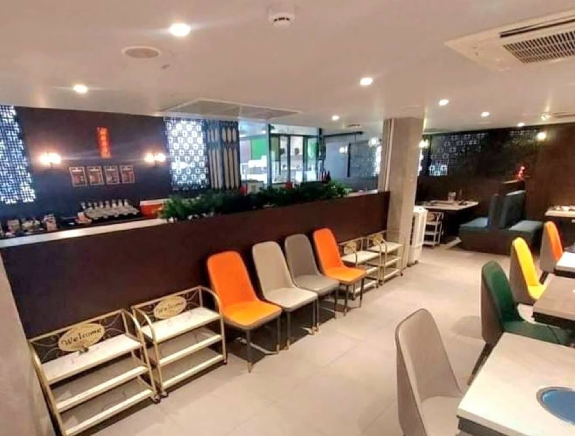 undefined Bed Commercial for Rent in Watthana - Image 1