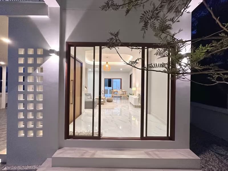 House for Sale in Chai Sathan, Saraphi.