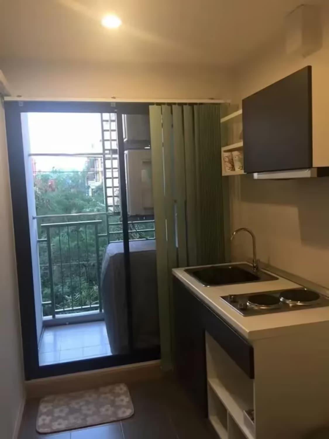 1 Bedroom Condo - Image 8