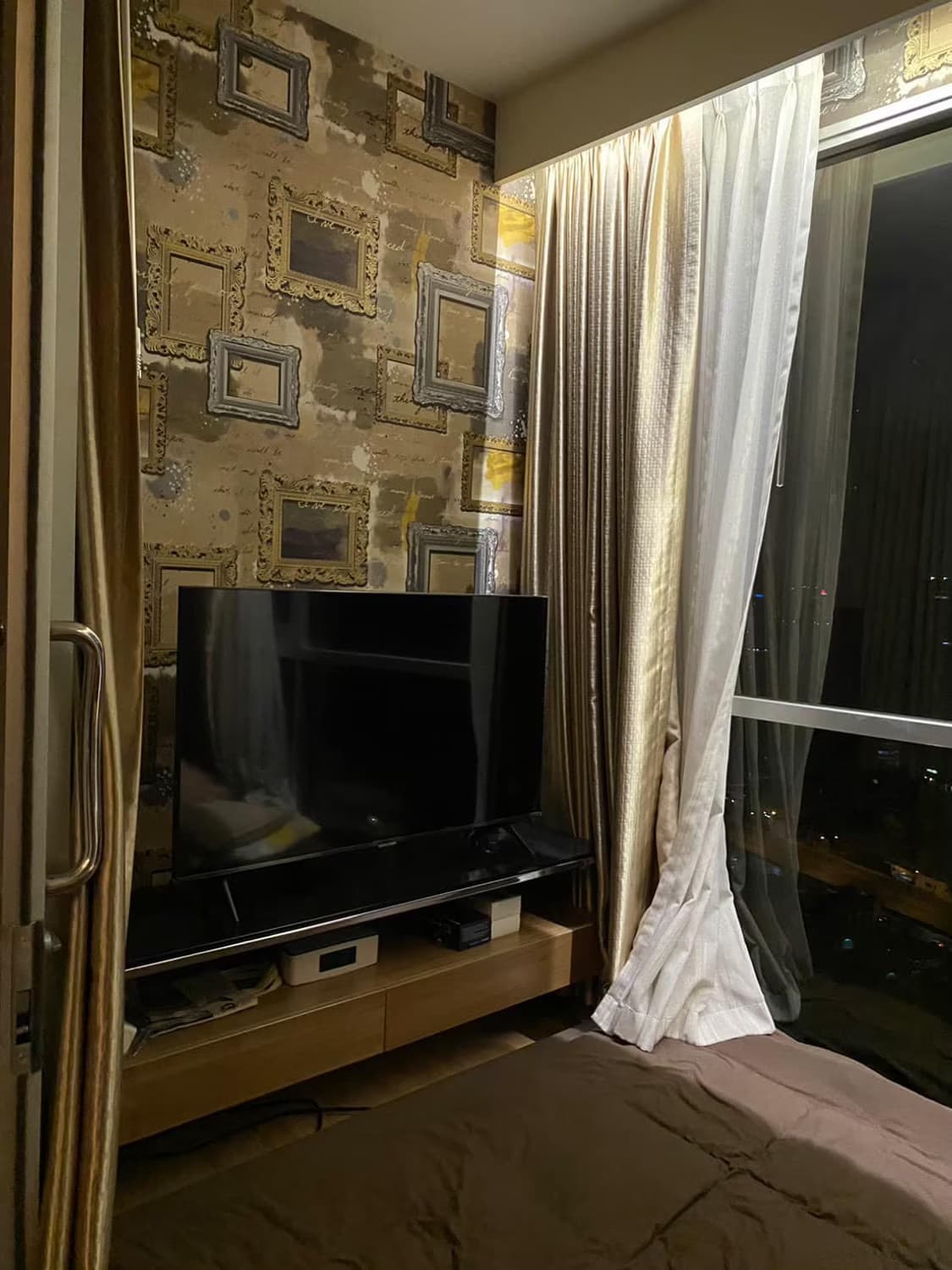 1 ห้องนอน Condo สำหรับ ขาย ใน สาทร - Image 6