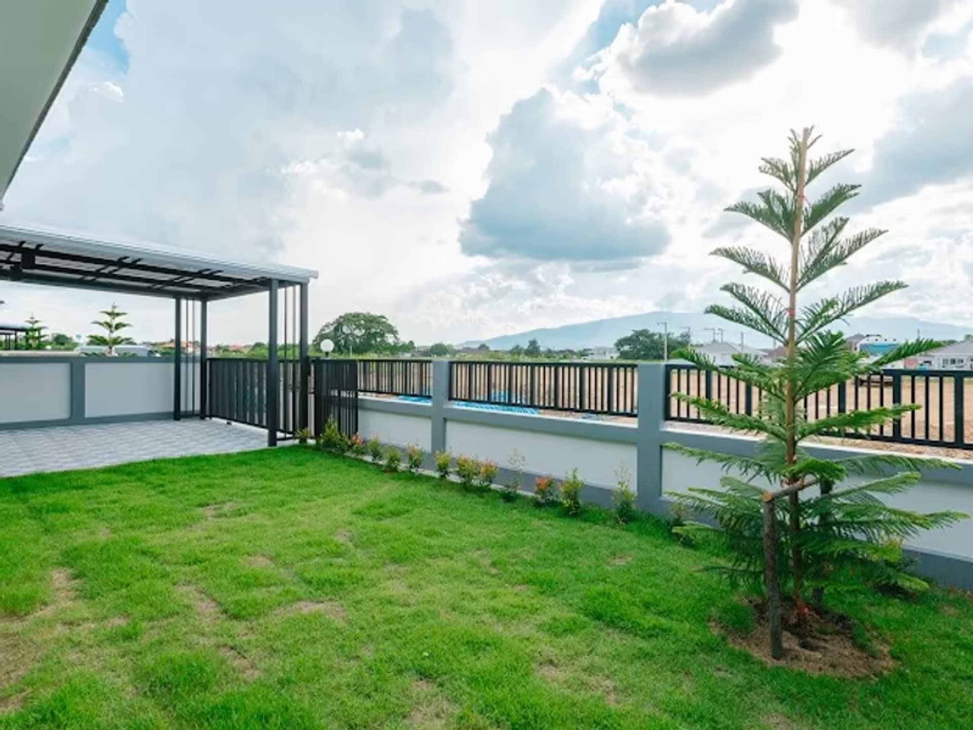 3 Bedroom House - Image 5