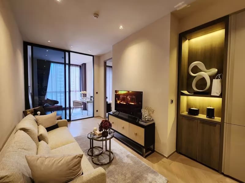 1 Bedroom Condo