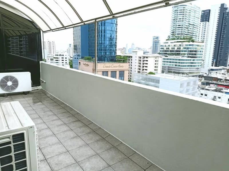 2 Bed Condo for Rent in Watthana