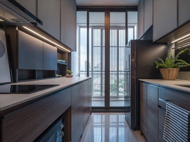 2 Bed Condo for Rent in Phaya Thai